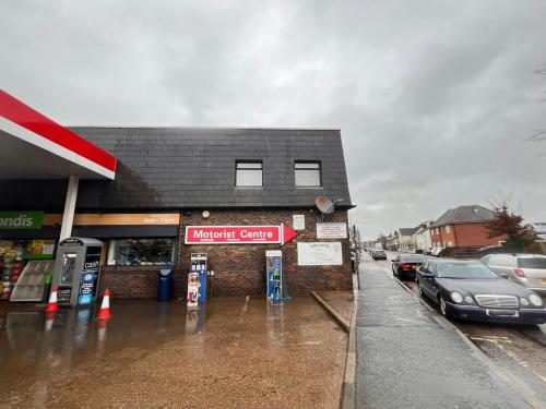 136B Commercial Road, Paddock Wood, Tonbridge, TN12