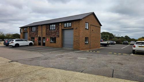 10, Pickhill Business Centre, Smallhythe Road, Tenterden, TN30