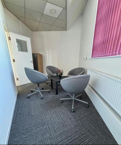 Showroom Workstation, 15 Paternoster Row, Sheffield, S1