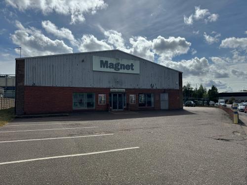 Unit 7, Watford Business Park, Caxton Way, Watford, WD18