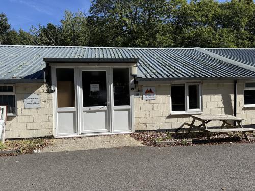 Blackhouse Road, Colgate, Horsham, RH13