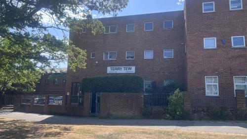 40-42 Chigwell Lane, Loughton, IG10