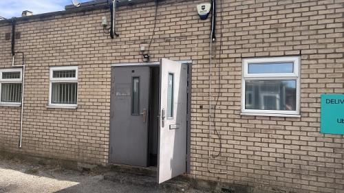 12-12A Highview Parade, Woodford Avenue, Ilford, IG4