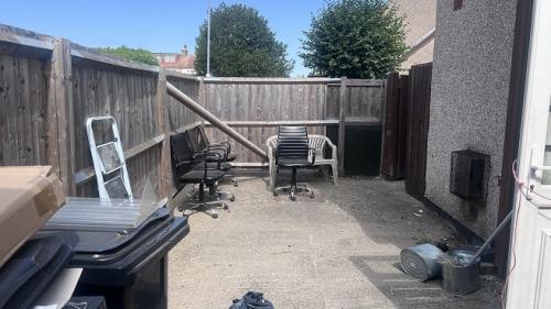 12-12A Highview Parade, Woodford Avenue, Ilford, IG4
