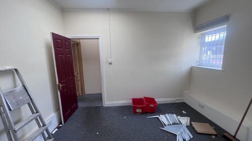 12-12A Highview Parade, Woodford Avenue, Ilford, IG4