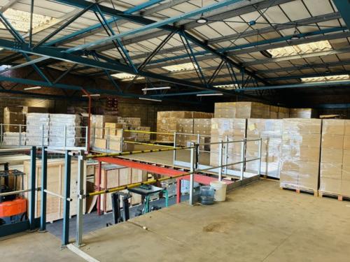 Unit 22, Cosgrove Way, Luton, LU1