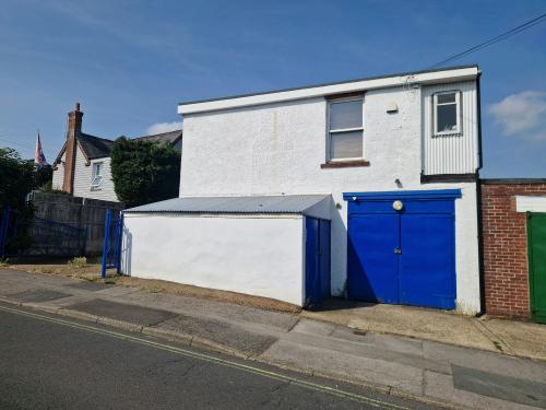 83A Stakes Road, Waterlooville, PO7