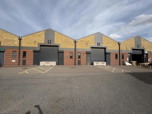 Lyon Business Park, 71 River Road, Barking, IG11
