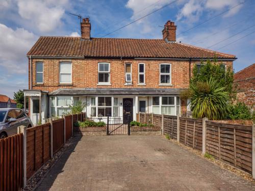 13 Queens Road, Fakenham, NR21