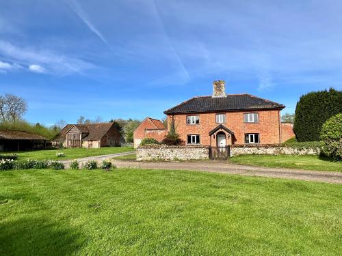 Maytree Farmhouse, Bawdeswell, Dereham, NR20