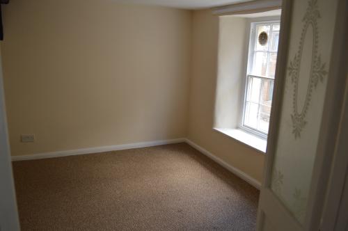 9A High Street West, Uppingham, Oakham, LE15