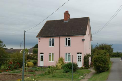 No.2 Vauxhall Cottages, Raydon, Ipswich, IP7