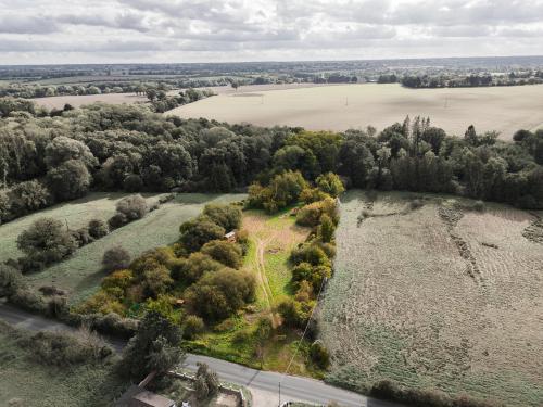 2.7 Acres, Fundenhall Road, Hapton, Norwich, NR15