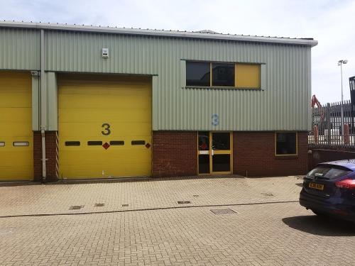 3 Woodside Industrial Estate Works Road, Letchworth Garden City, SG6