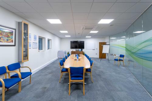 Unit 1, Acre Road, Reading, RG2
