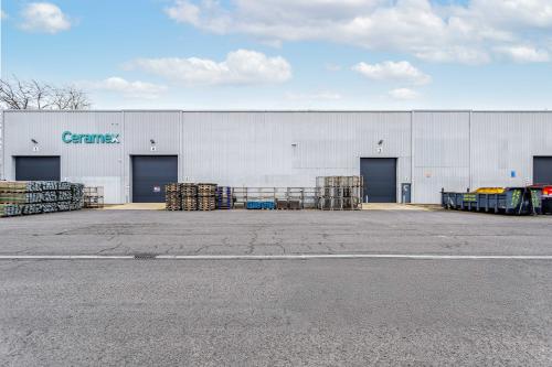 Unit 1, Acre Road, Reading, RG2
