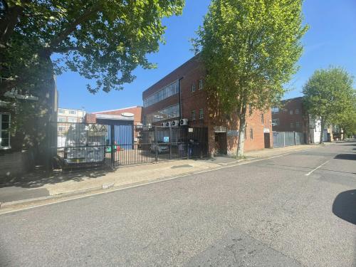 112A Warner Road, Camberwell, London, SE5
