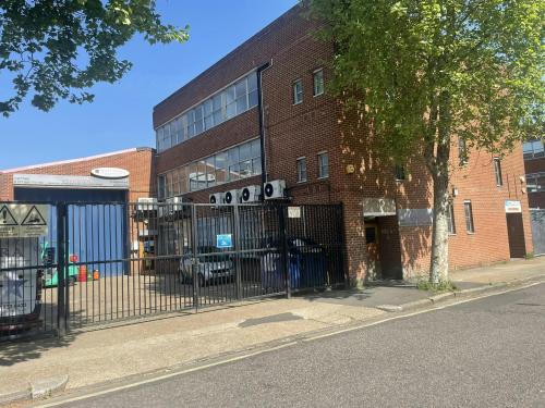 112A Warner Road, Camberwell, London, SE5