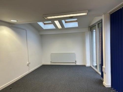 46-46a Throwley Way, Sutton, SM1
