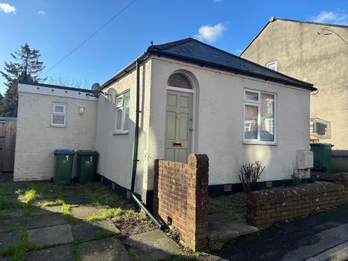1 Brickfield Road, Southampton, SO17