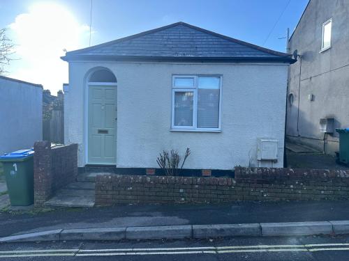 1 Brickfield Road, Southampton, SO17