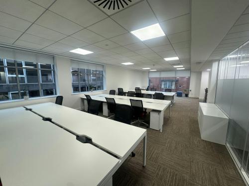 Scale Space - Poynt South, 45 Wollaton St, Nottingham, NG1