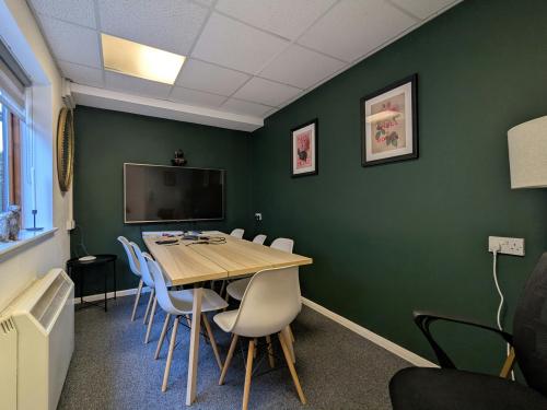 The Surgery On The Green, Elstead, Godalming, GU8