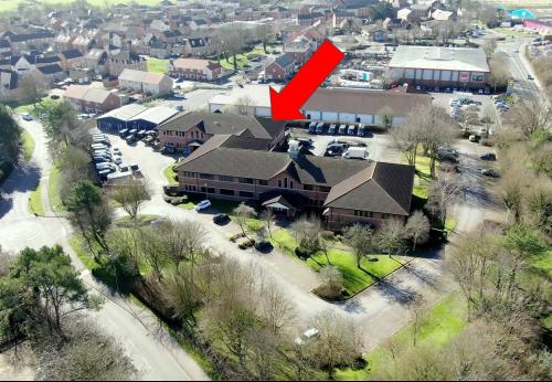 Sarsen Court, Sarsen Business Centre Annexe, Horton Avenue, Cannings Hill, Devizes, SN10