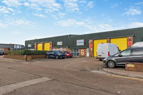 Unit 6, Manford Industrial Estate, Manor Road, Erith, DA8