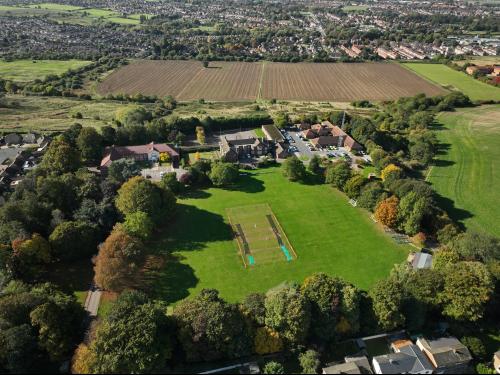 25,769 sf Land, Cross O' Cliff Court, Bracebridge Heath, Lincoln, LN4
