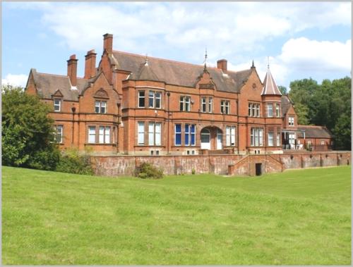 F12, Bletchingley Road, Nutfield, Surrey, RH1