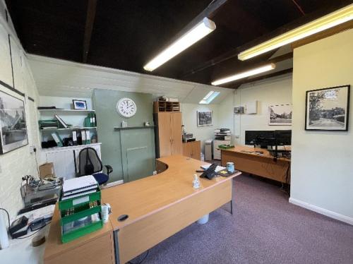 21 Timber Lane, Caterham, CR3