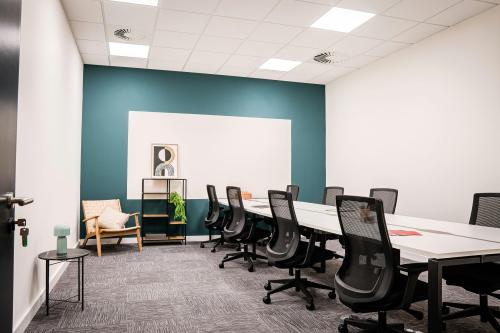 Arlington Business Centre, Milshaw Park Lane, Leeds, LS11