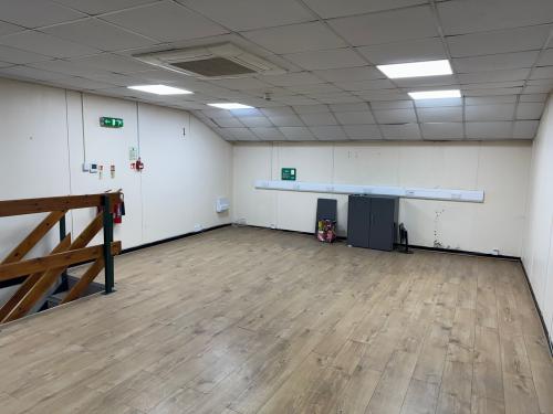 Unit 8, Northgate Industrial Park, Collier Row Road, Romford, RM5