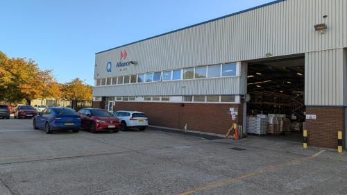 Unit Q, Griffin Industrial Park, Brunel Road, Totton, Southampton, SO40