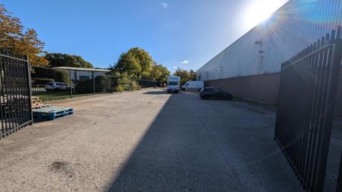 Unit Q, Griffin Industrial Park, Brunel Road, Totton, Southampton, SO40