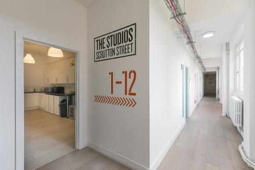 Studio 9 Scrutton Street Studios, 32-38 Scrutton Street, Shoreditch, London, EC2A