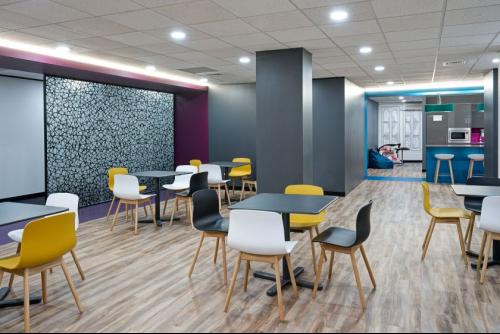 Dawson House, 5 Jewry Street, London, EC3N