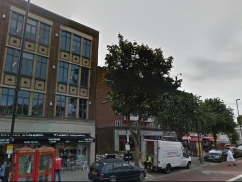 54 Essex Road, Islington, London, N1