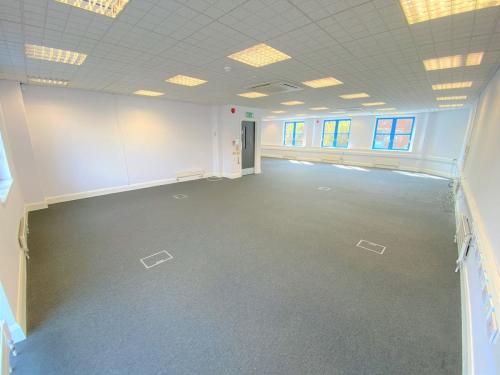 Units 1, 2, 3 Canal Court, Brentford, TW8