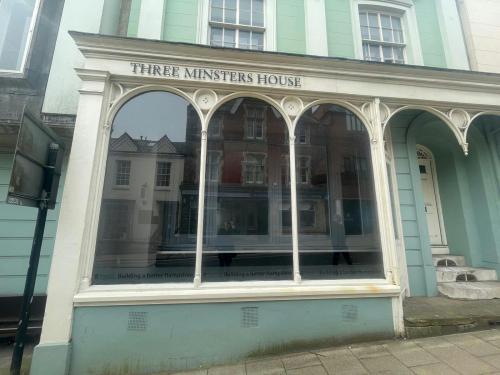 Three Minsters House, 76 High Street, Winchester, SO23