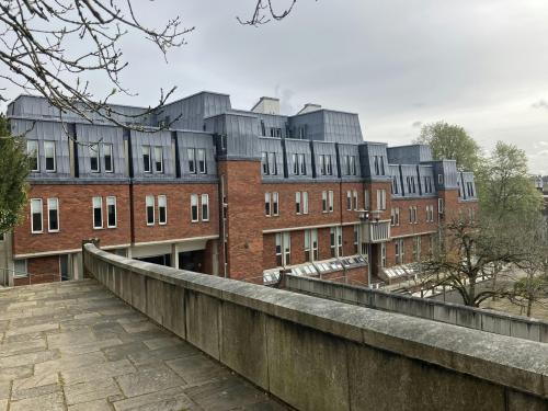 Three Minsters House, 76 High Street, Winchester, SO23