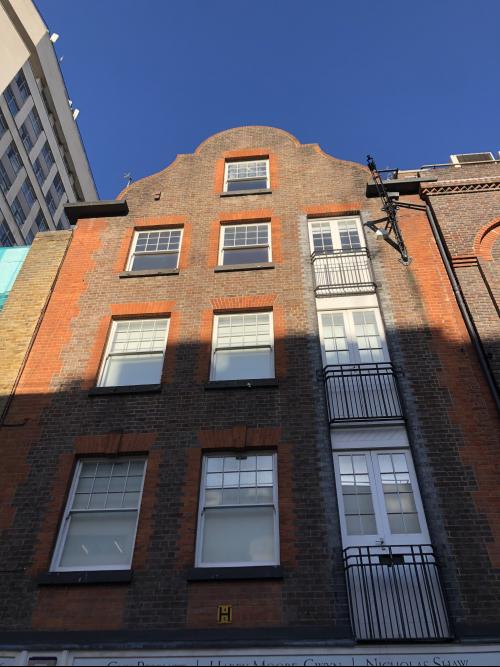 6 Masons Yard, St James, London, SW1Y