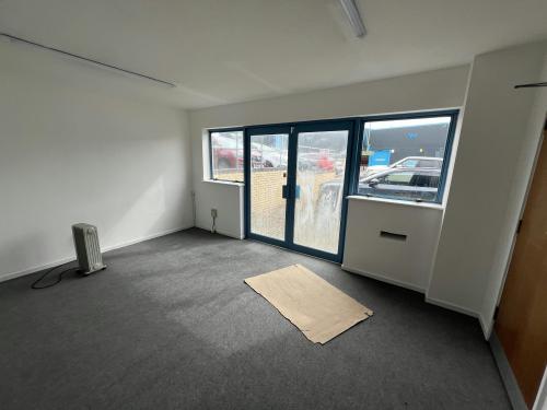 Unit B3 Hazleton Interchange, Horndean, Waterlooville, PO8