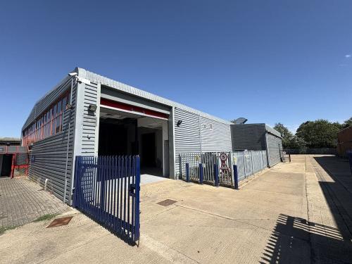 Unit B4 & Unit B5, Telford Road, Bicester, OX26