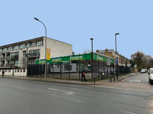 168 Lee High Road, Lewisham, London, SE13