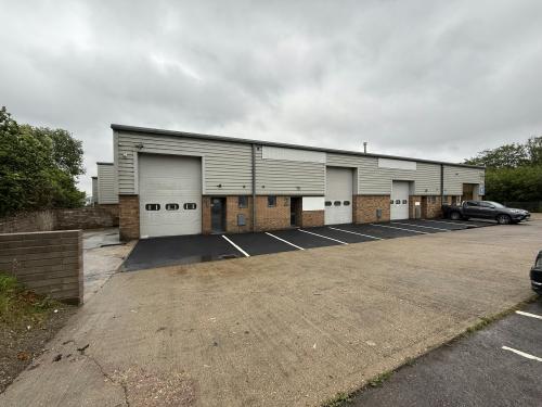 Unit 1-2 Park Gate, Park Gate Business Centre, Chandlers Way, Southampton, SO31