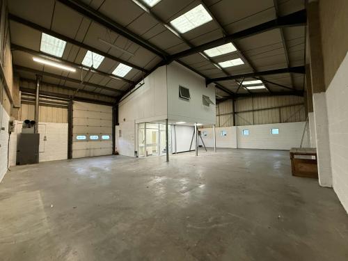 Unit 1-2 Park Gate, Park Gate Business Centre, Chandlers Way, Southampton, SO31