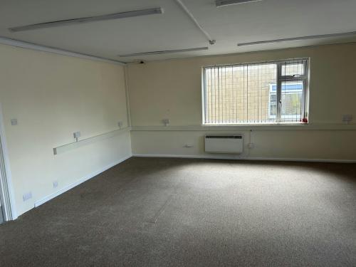 Chelworth Office Centre Chelworth Industrial Estat, Block D, Cricklade, Nr Swindon, SN6