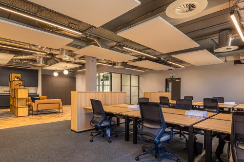 Office 2 Silbury House, Milton Keynes, MK9